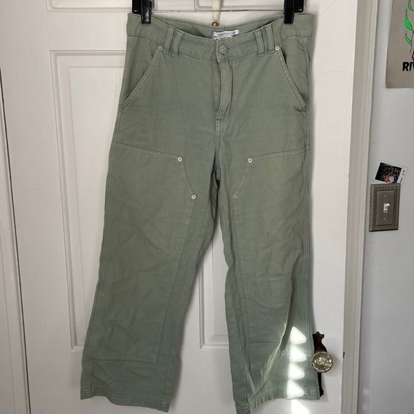 UO light green crop work pants with knee patch - Picture 1 of 8